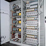 Автоматические установки компенсации реактивной мощности (АУКРМ) от 450 до 1000 кВАр напряжением 0,4 кВ
